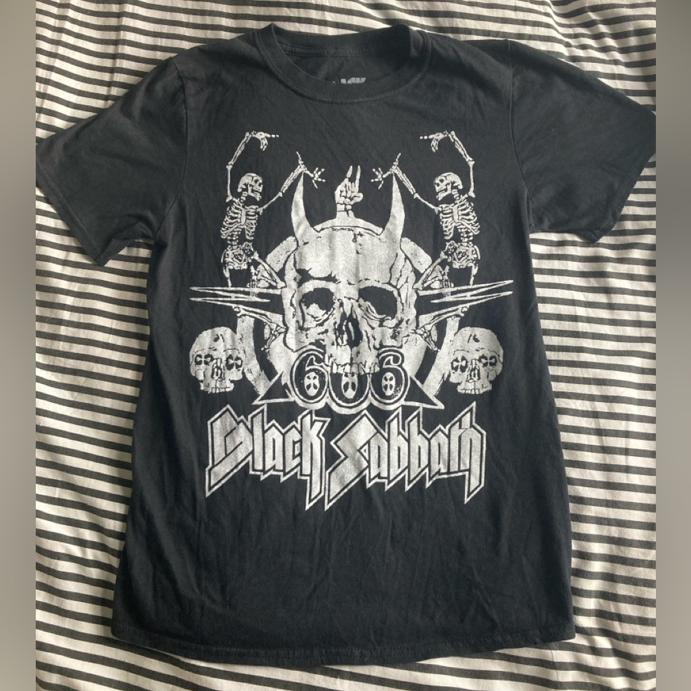 BLACK SABBATH band t-shirt